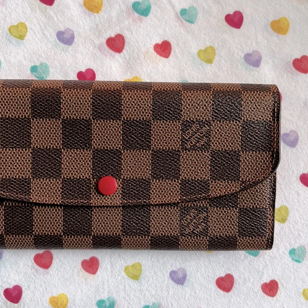 Louis Vuitton wallet Louis Vuitton Emilie wallet